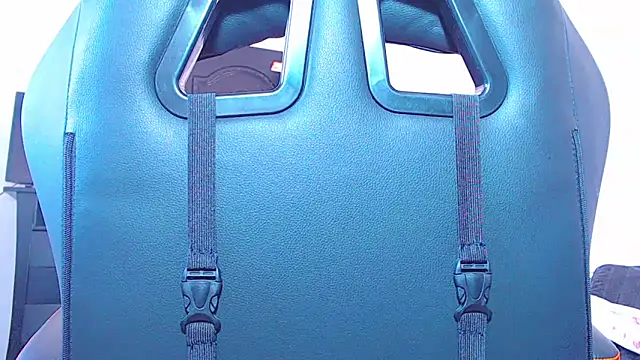 ADAM HOT online show from February 4, 9:20 pm