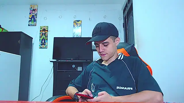 ADAM HOT online show from March 1, 12:56 am