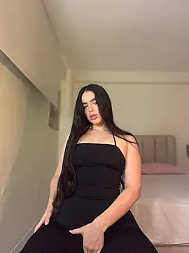Mavi Coless online show from July 11, 2:25 am