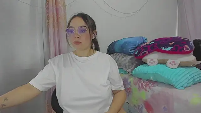 HARLEYNAPIER online show from May 23, 9:08 pm