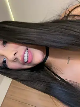 Sofy Softtt online show from August 5, 8:39 am