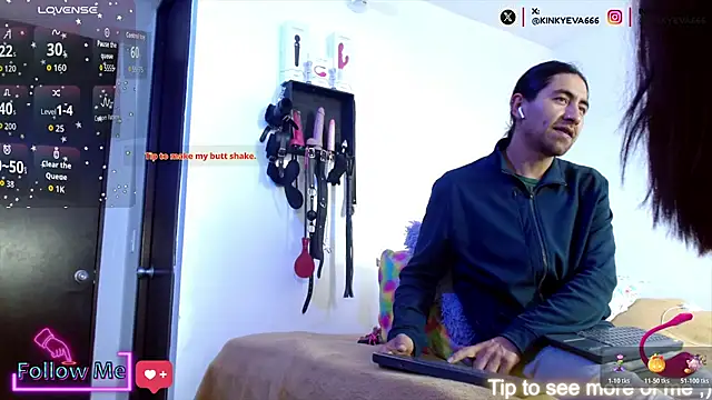 Snapshot of KiddyEvaa666999 chatting on December 3, 8:40 pm KiddyEvaa666999 online show from December 3, 8:40 pm