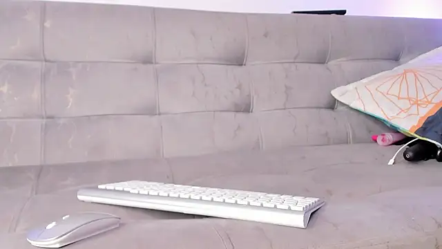 AgathaFoxy online show from December 15, 8:04 pm