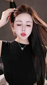 Qiaoqiao  online show from October 25, 9:39 am