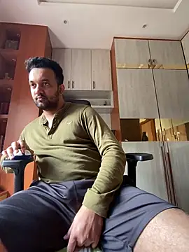 Snapshot of BengaliBabu_Rohan chatting on January 25, 6:12 am BengaliBabu Rohan online show from January 25, 6:12 am