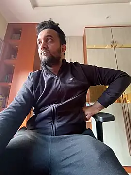 Snapshot of BengaliBabu_Rohan chatting on January 28, 8:25 am BengaliBabu Rohan online show from January 28, 8:25 am