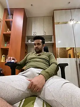 Snapshot of BengaliBabu_Rohan chatting on February 13, 3:14 pm BengaliBabu Rohan online show from February 13, 3:14 pm