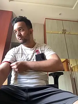 Snapshot of BengaliBabu_Rohan chatting on February 23, 6:39 am BengaliBabu Rohan online show from February 23, 6:39 am