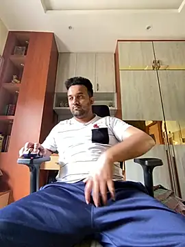 Snapshot of BengaliBabu_Rohan chatting on February 25, 6:03 am BengaliBabu Rohan online show from February 25, 6:03 am