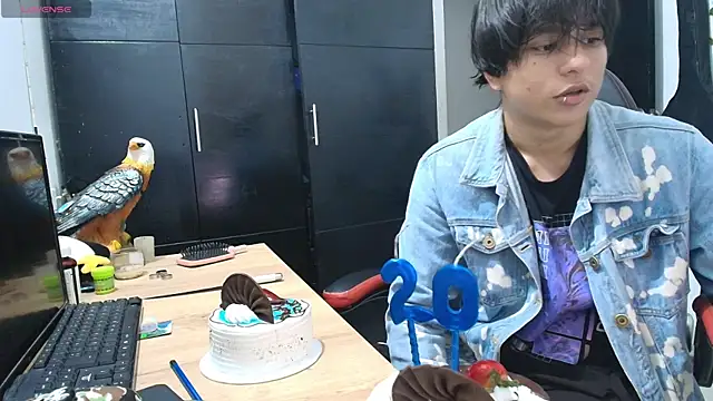 Snapshot of Haruto2001 chatting on January 13, 11:06 pm Haruto2001 online show from January 13, 11:06 pm