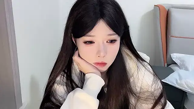 Snapshot of Q-ing chatting on January 21, 5:51 pm Q-ing online show from January 21, 5:51 pm