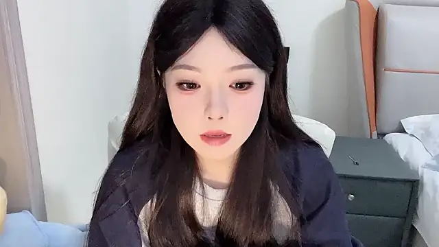 Snapshot of Q-ing chatting on January 24, 7:49 pm Q-ing online show from January 24, 7:49 pm