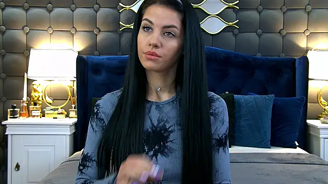 Snapshot of LeyaCass chatting on February 27, 4:20 am LeyaCass online show from February 27, 4:20 am