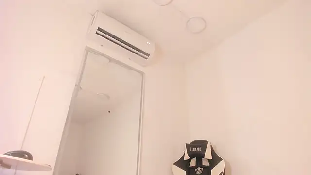 vera candella online show from January 17, 11:59 am