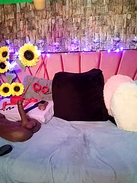 Isabelle Lov18 online show from February 27, 8:06 am