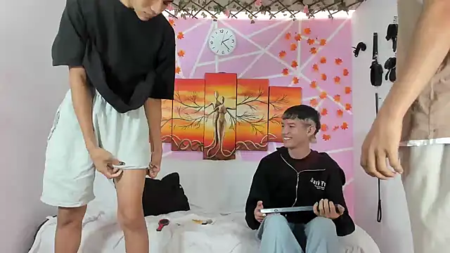 Fresahot2005 online show from March 16, 7:27 pm