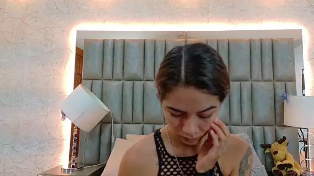 NicoleEsposito online show from January 17, 12:54 pm