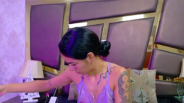 NicoleEsposito online show from February 16, 12:56 pm