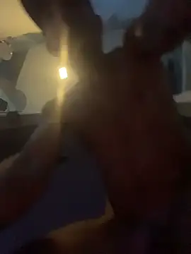 Snapshot of HandyBro chatting on October 16, 10:05 am HandyBro online show from October 16, 10:05 am