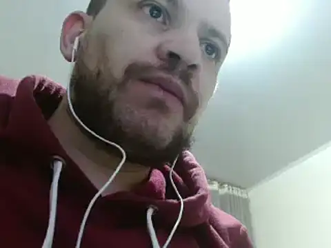 camiloking1720 online show from January 18, 3:09 am