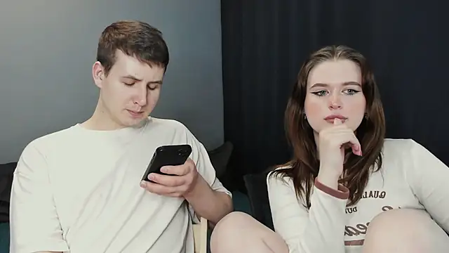 Snapshot of Pinku_kitsune chatting on March 12, 2:45 pm Pinku kitsune online show from March 12, 2:45 pm