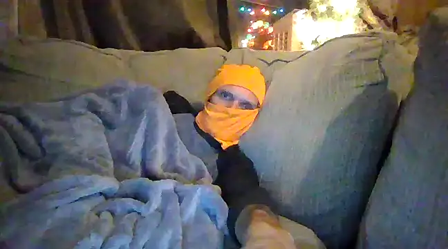 Snapshot of luke_thighwalker2469 chatting on January 11, 8:33 am luke thighwalker2469 online show from January 11, 8:33 am