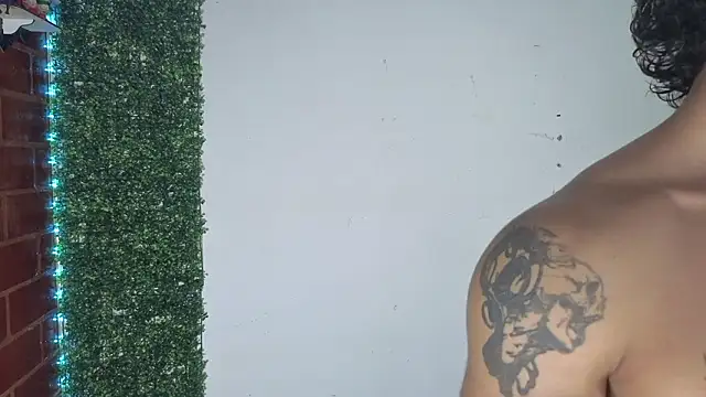 Demitryo online show from March 27, 3:01 pm