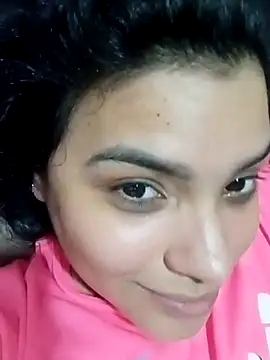 lolaa staars online show from February 28, 11:45 pm