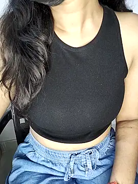 Snapshot of Ms_Neera chatting on February 22, 5:46 pm Ms Neera online show from February 22, 5:46 pm