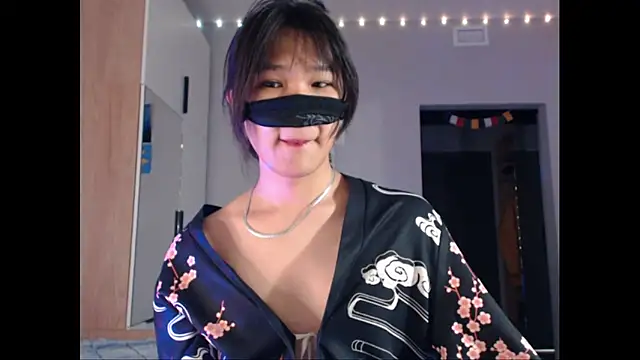 Snapshot of yukitori_2 chatting on January 19, 12:28 pm yukitori 2 online show from January 19, 12:28 pm