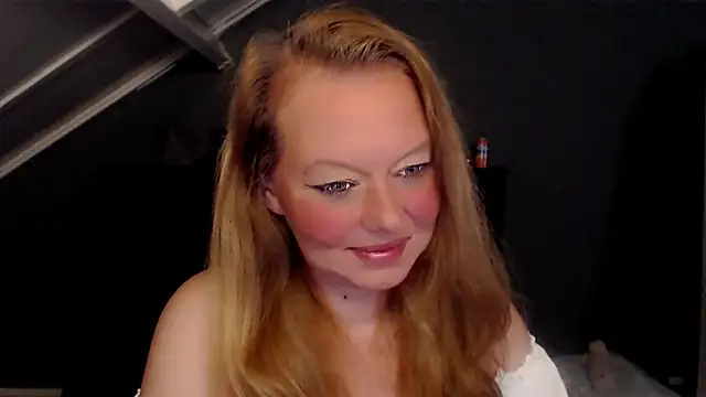 roxanna24 online show from May 16, 9:13 pm
