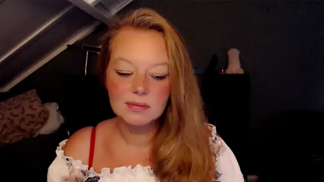 roxanna24 online show from May 31, 7:59 pm