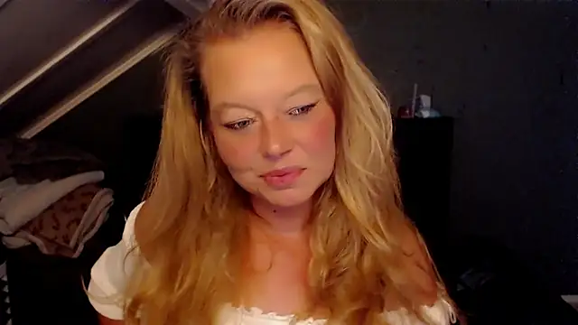 roxanna24 online show from July 21, 6:54 pm