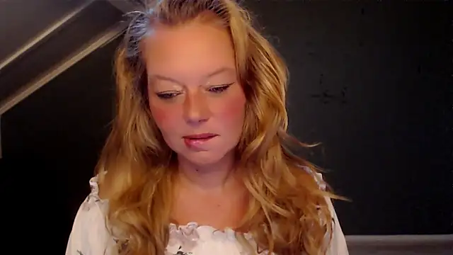 roxanna24 online show from July 26, 8:32 am
