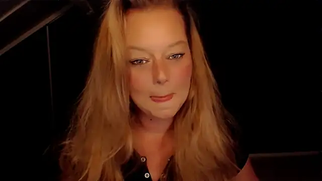 roxanna24 online show from July 29, 7:45 pm