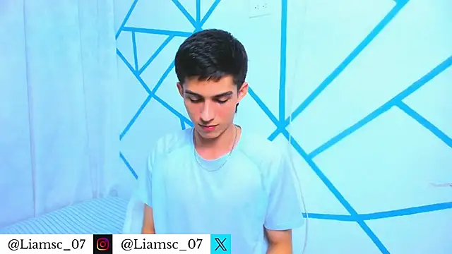 liam scott77 online show from November 15, 3:04 am