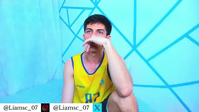 liam scott77 online show from February 7, 10:57 pm