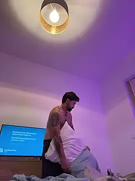 Snapshot of Goosebumps_21 chatting on January 8, 7:27 pm Goosebumps 21 online show from January 8, 7:27 pm