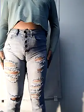 Snapshot of MiamiBang chatting on February 14, 8:44 am MiamiBang online show from February 14, 8:44 am