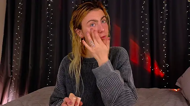 tomorrows day online show from April 12, 9:42 pm