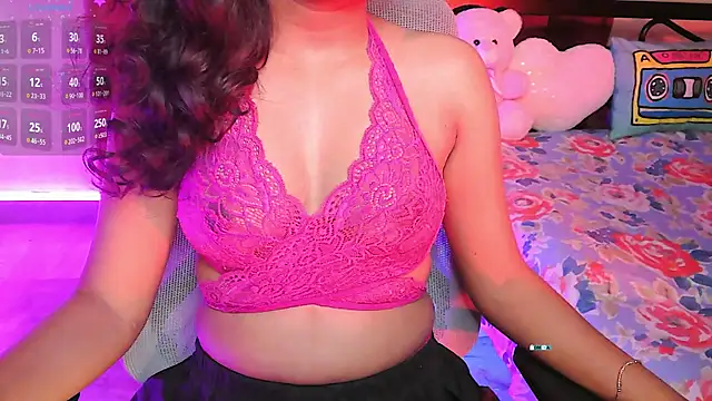 Hot chocolate   online show from March 31, 6:19 pm