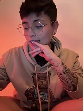 Ashley Chriss online show from January 24, 7:41 am