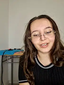 Snapshot of LineaDemie chatting on September 21, 5:14 pm LineaDemie online show from September 21, 5:14 pm