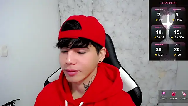 Tayson Rivers online show from December 14, 7:18 pm