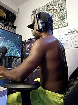 Snapshot of Siriss_boyrag chatting on March 7, 3:25 am Siriss boyrag online show from March 7, 3:25 am
