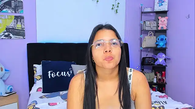 Snapshot of sara_mendez2 chatting on January 6, 11:20 pm sara mendez2 online show from January 6, 11:20 pm