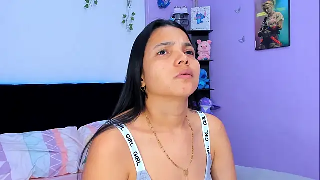 Snapshot of sara_mendez2 chatting on January 16, 2:41 am sara mendez2 online show from January 16, 2:41 am