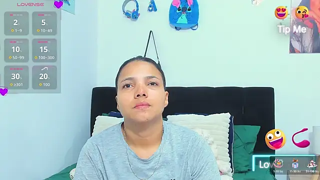 sara mendez2 online show from December 14, 1:55 am