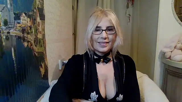 Snapshot of sweet_raspberry chatting on January 13, 3:26 pm sweet raspberry online show from January 13, 3:26 pm
