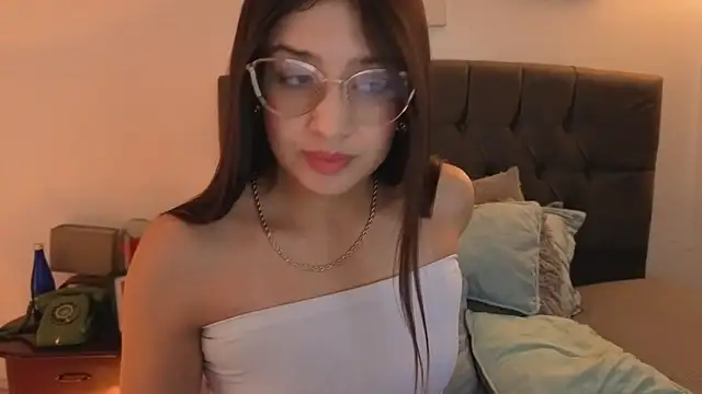 Emma Lombardi online show from December 20, 12:45 pm